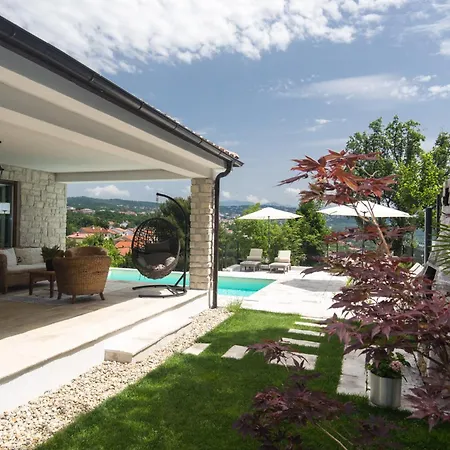 Casa Maya Deluxe With A Pool