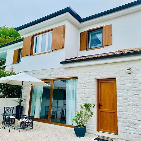 Casa Maya Deluxe With A Pool Apartment