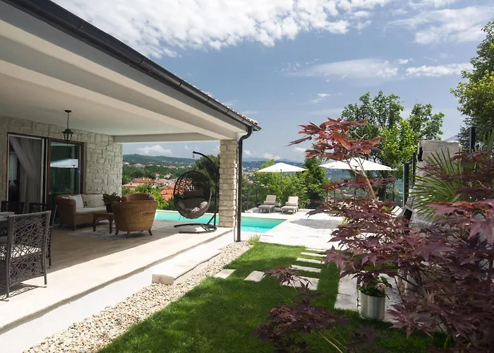 Casa Maya Deluxe With A Pool